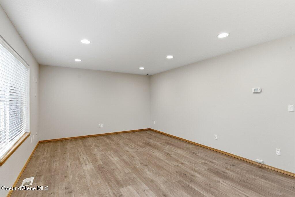 8312 N Courcelles PKWY