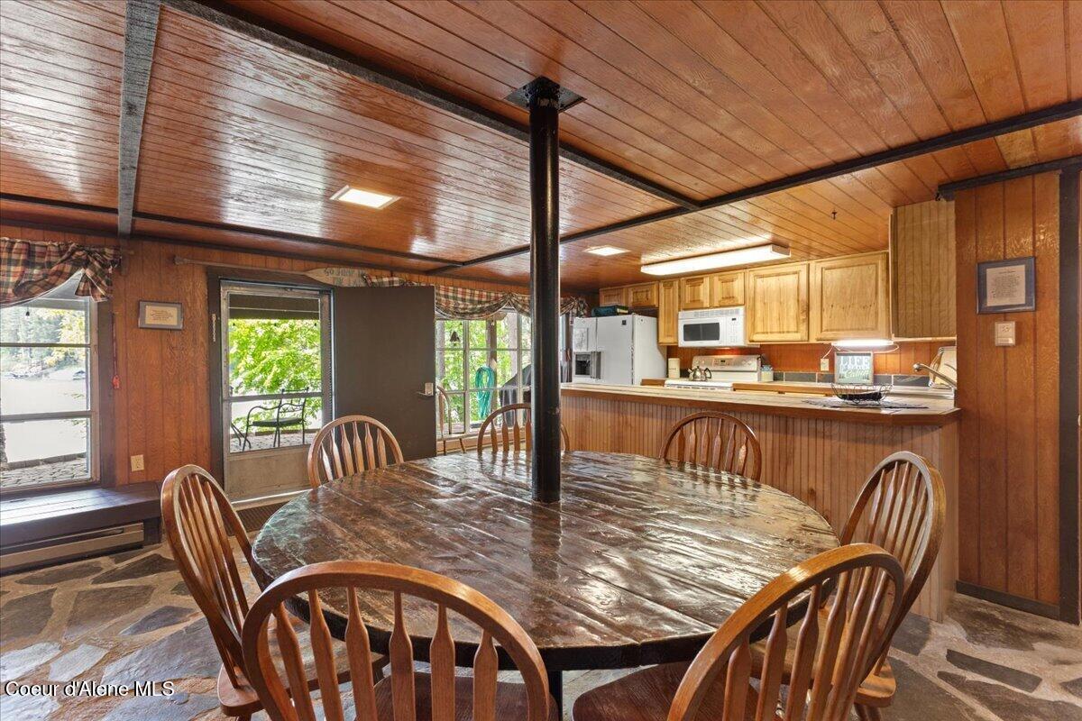 7355 E Cumberland CT