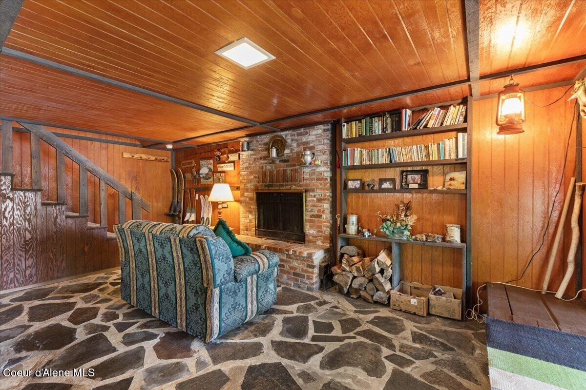 7355 E Cumberland CT