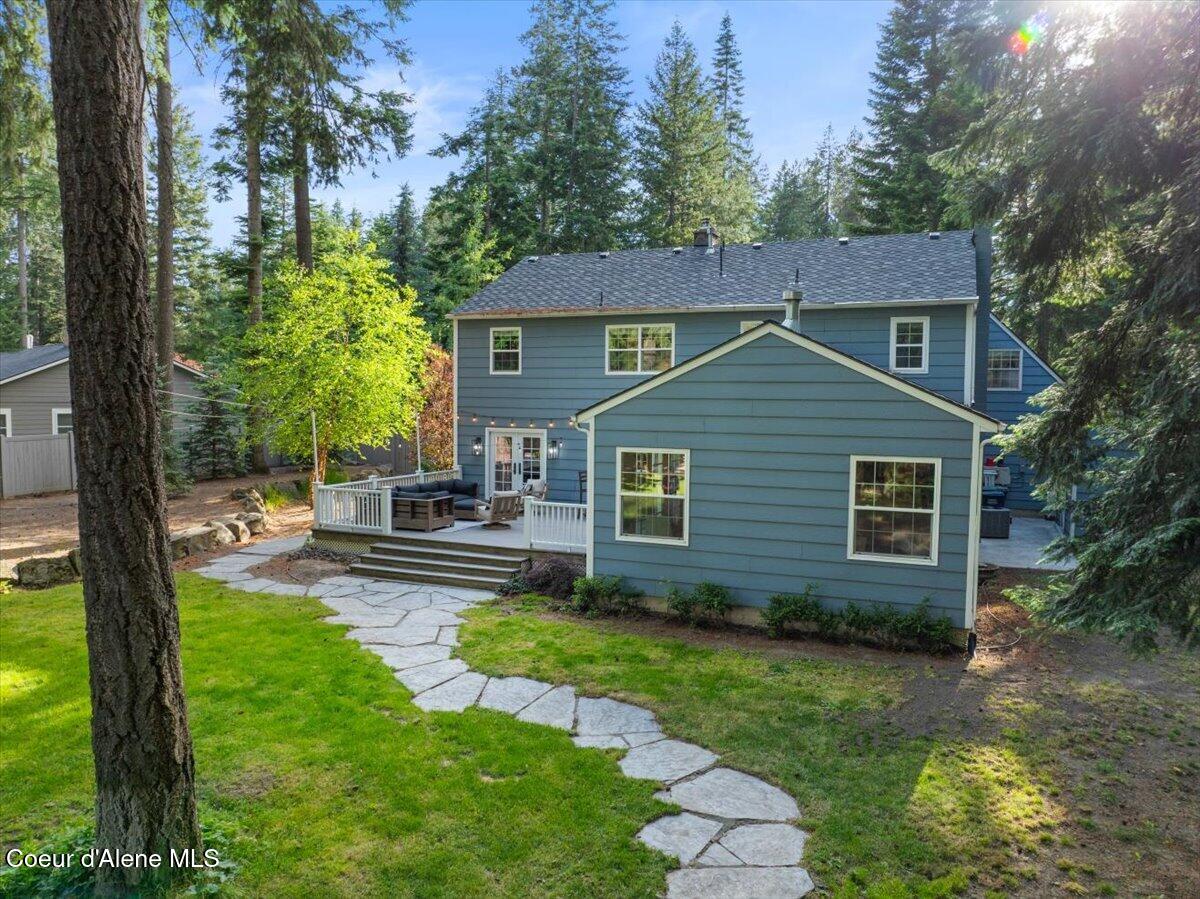11820 N Friar DR