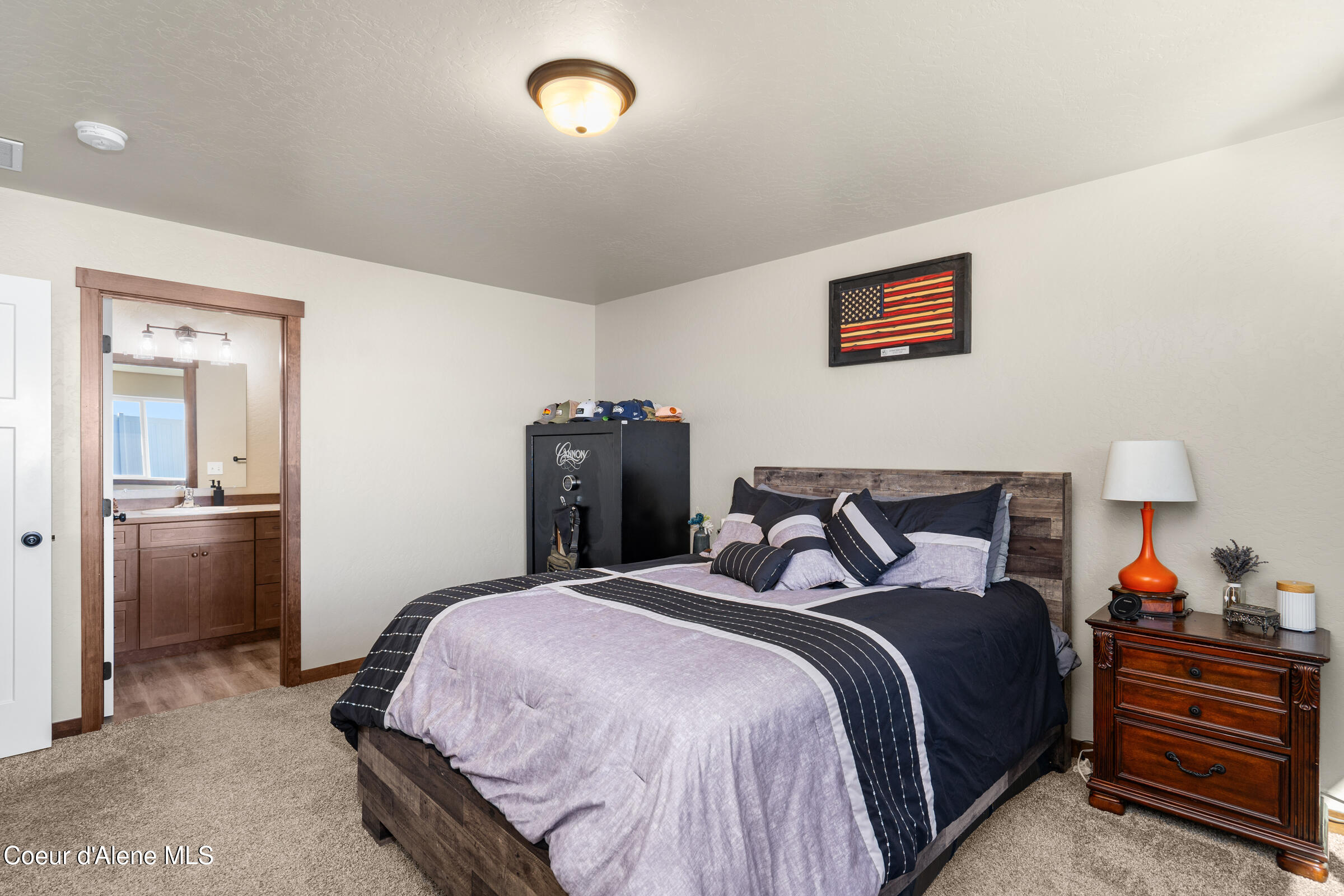12570 N Cavanaugh DR