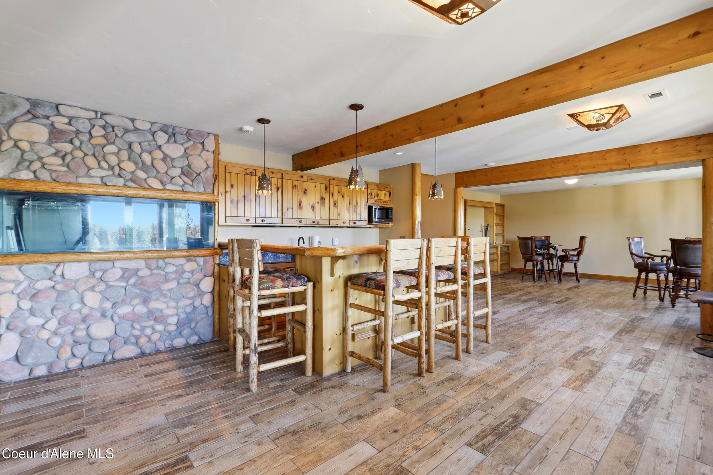 2953 E Point Hayden DR