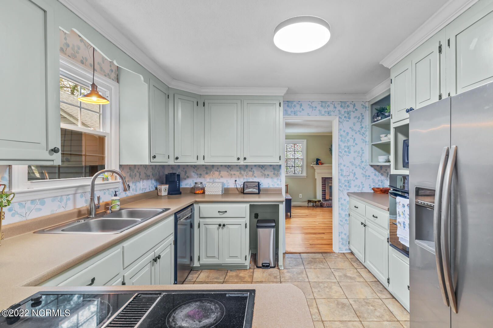 1411 Cando Place