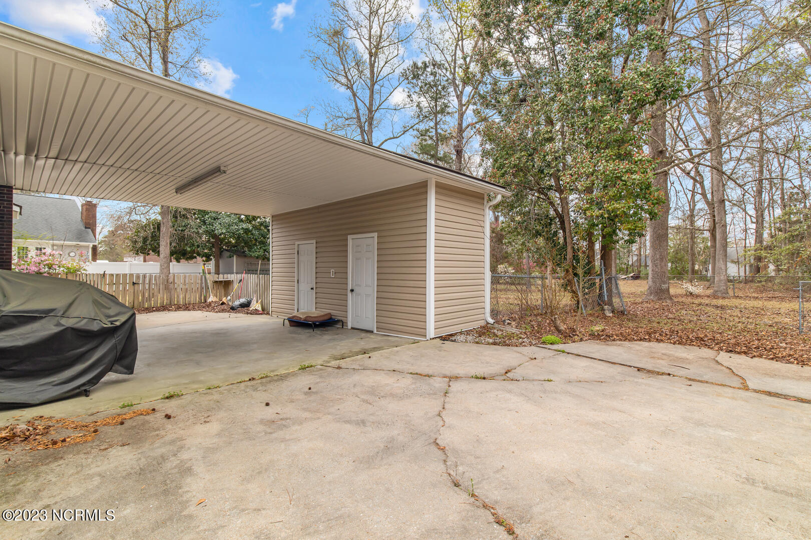 1403 Clifton Road
