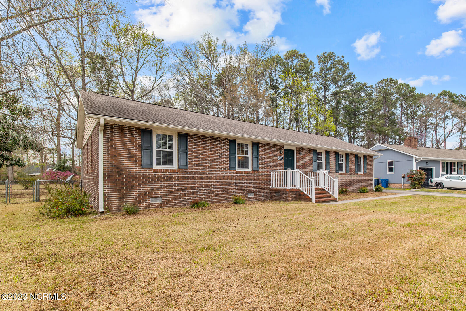 1403 Clifton Road