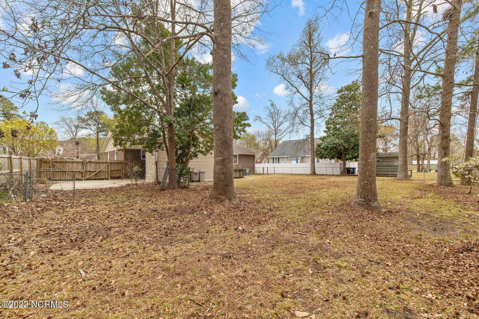 1403 Clifton Road