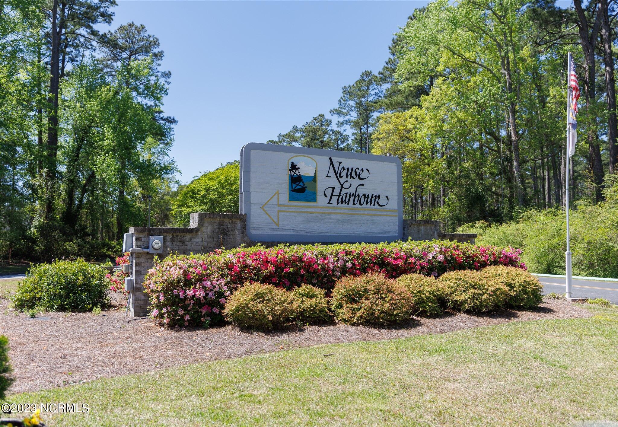 103 Neuse Harbour Boulevard