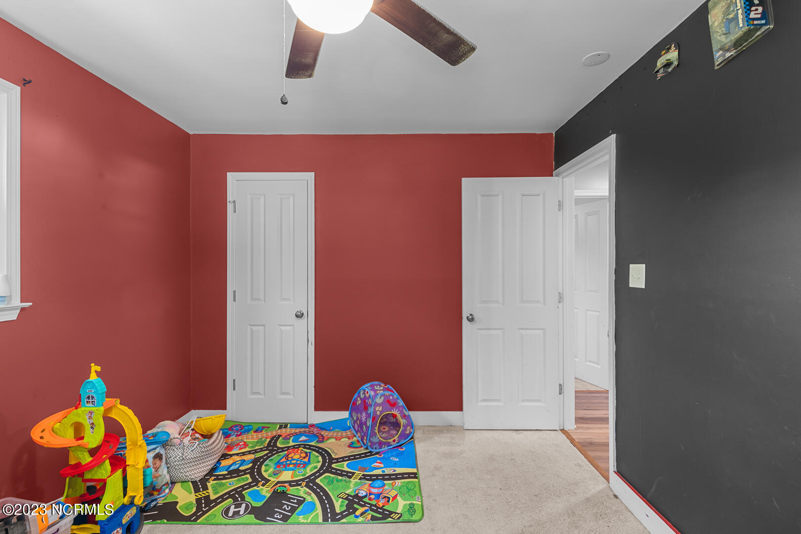 1107 River Street