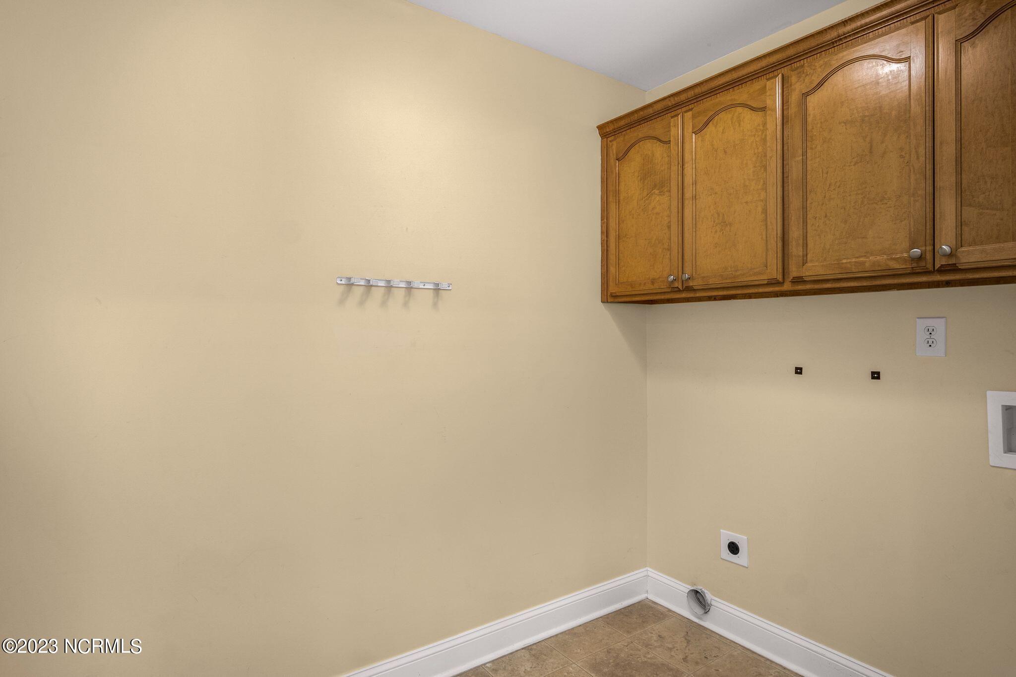102 Delanie Way
