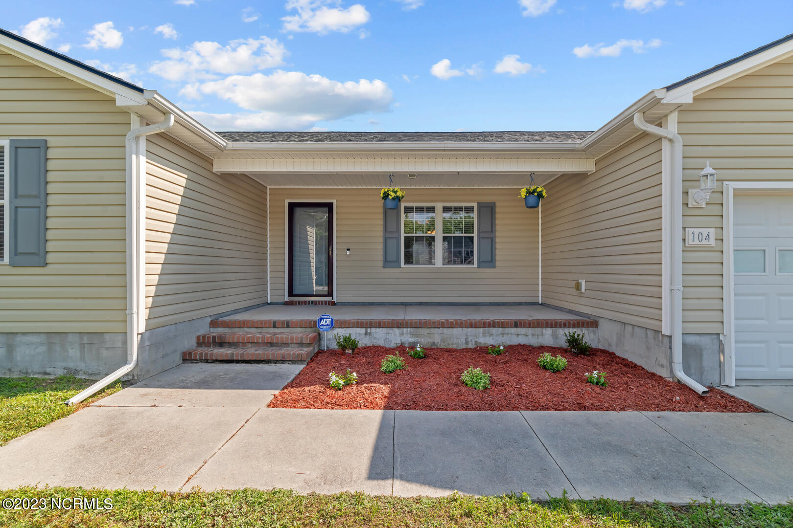 104 Appleton Lane