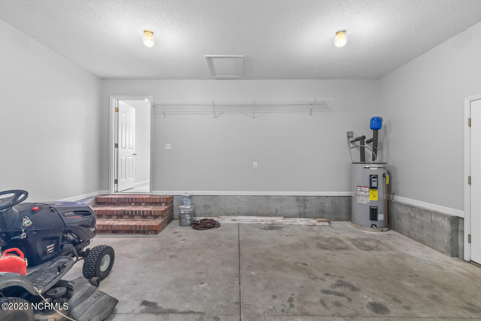 104 Appleton Lane