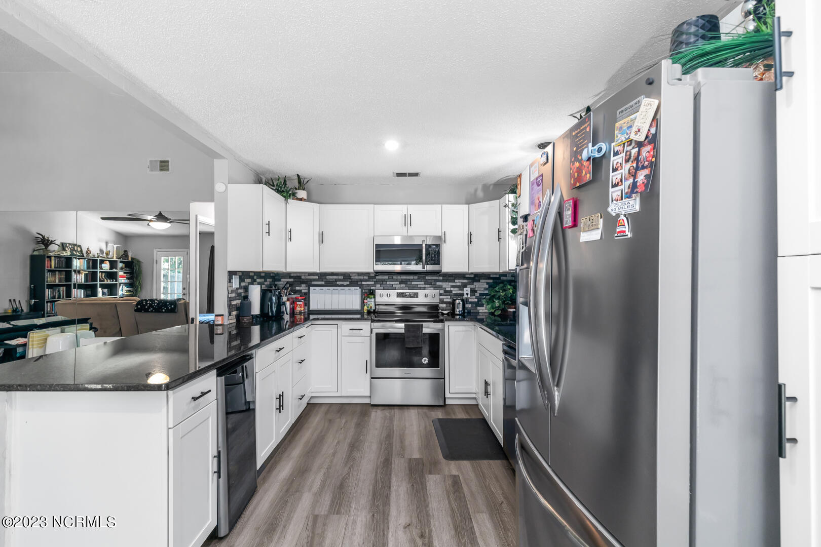 201 E Lakeridge Landing