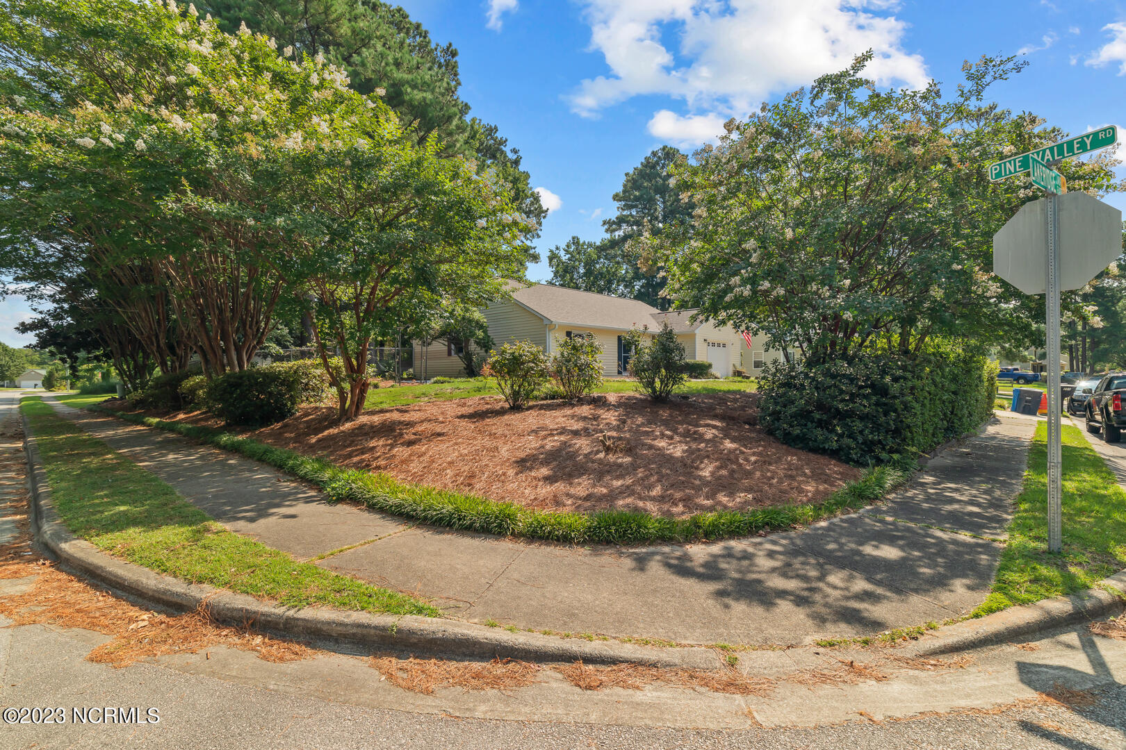 201 E Lakeridge Landing