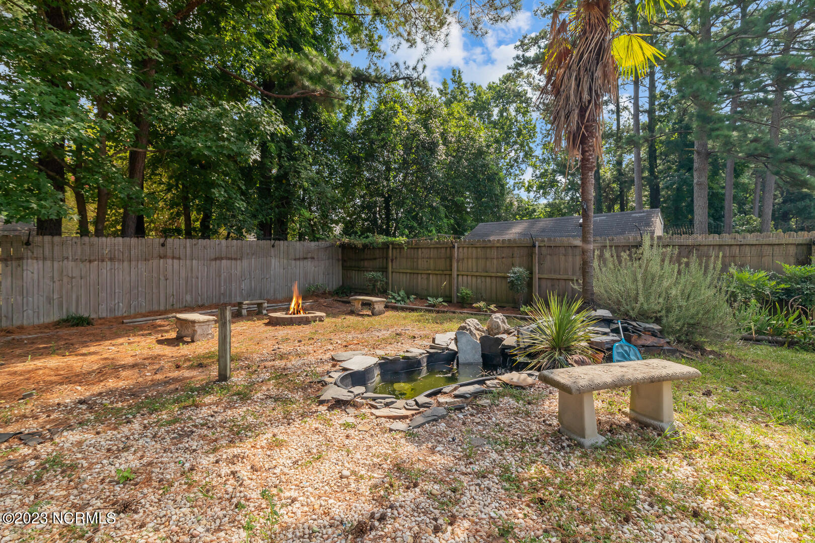 201 E Lakeridge Landing