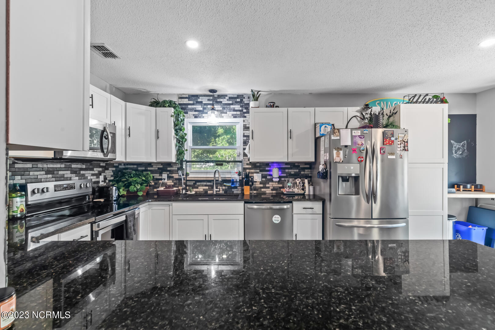 201 E Lakeridge Landing