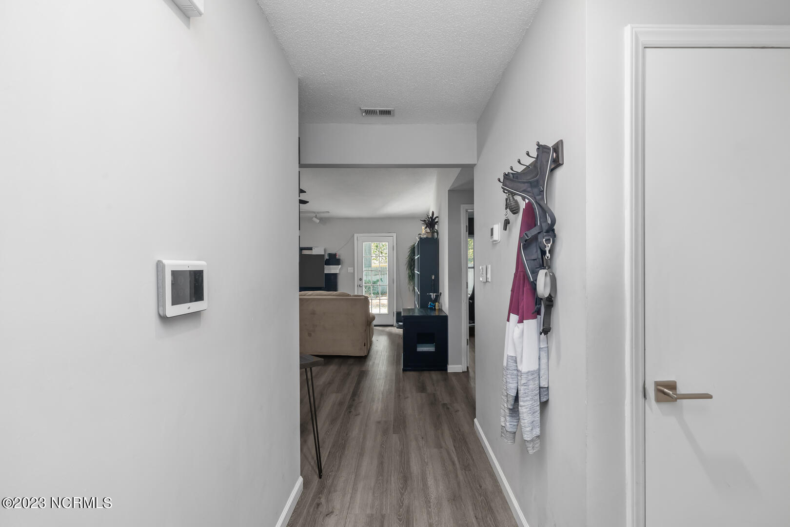 201 E Lakeridge Landing