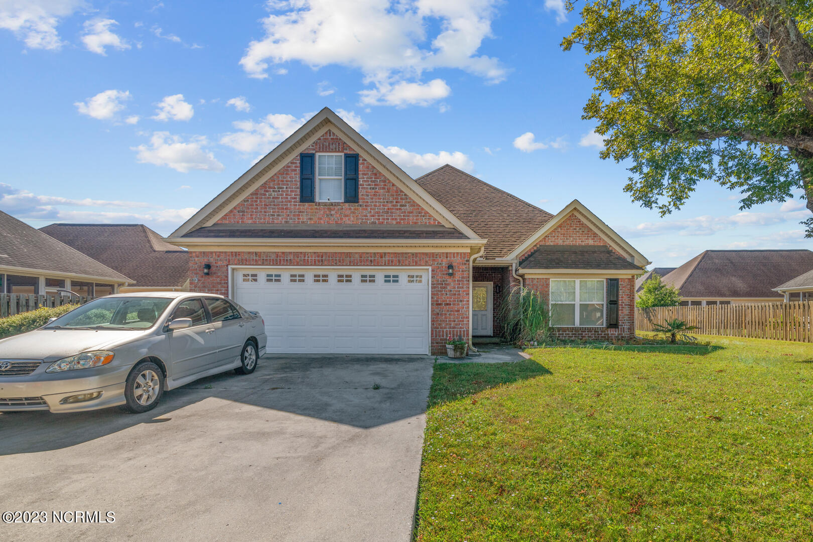 228 Silver Creek Loop