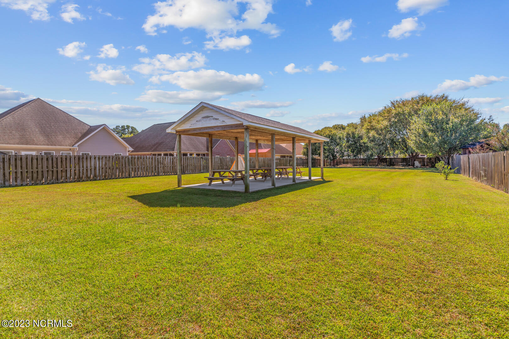 228 Silver Creek Loop