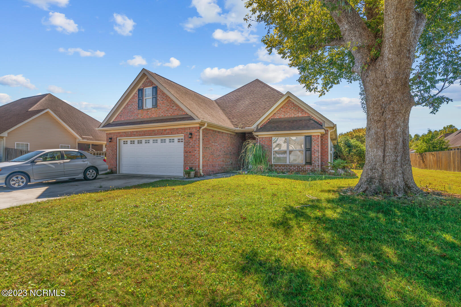 228 Silver Creek Loop