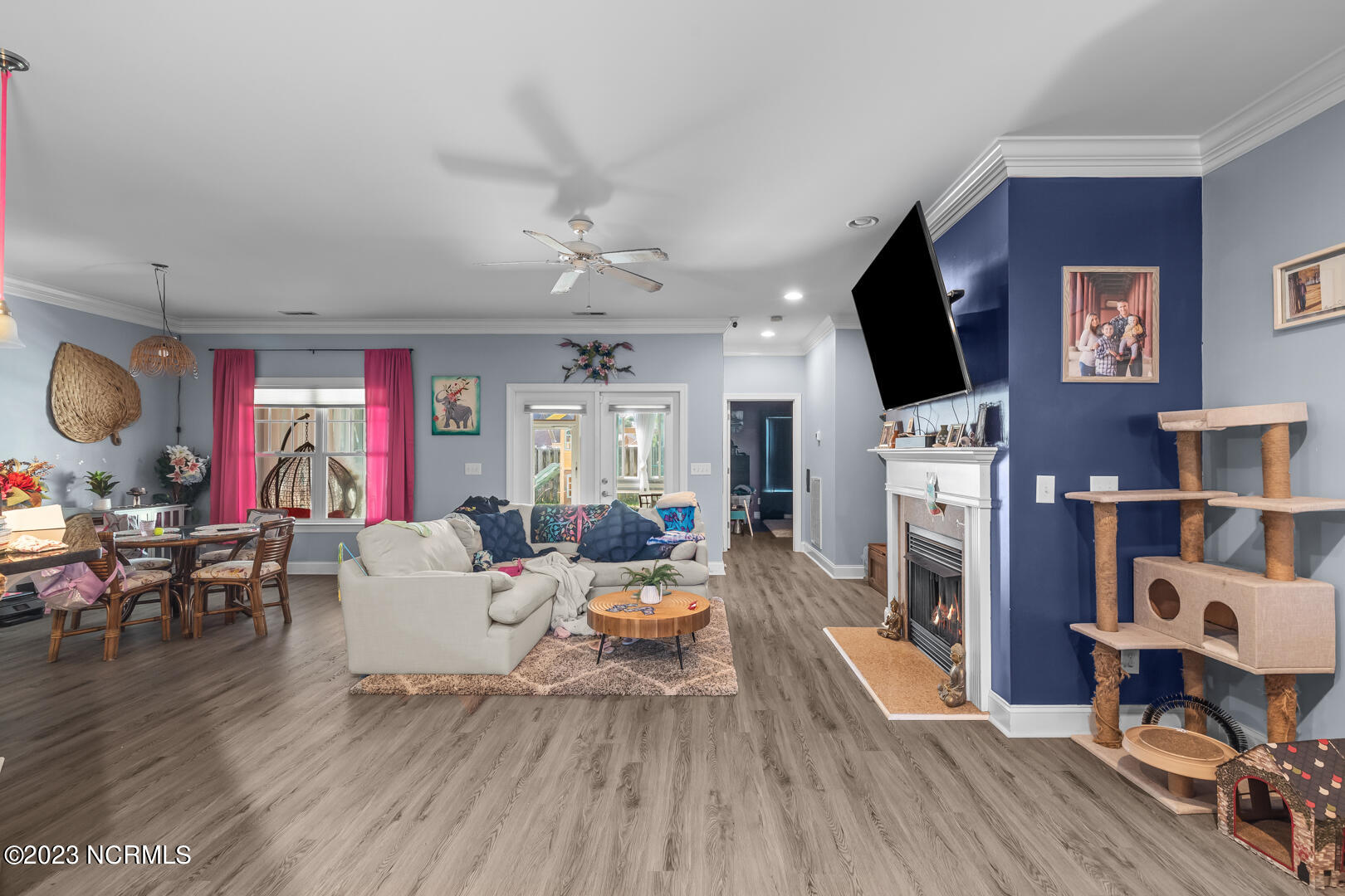 228 Silver Creek Loop