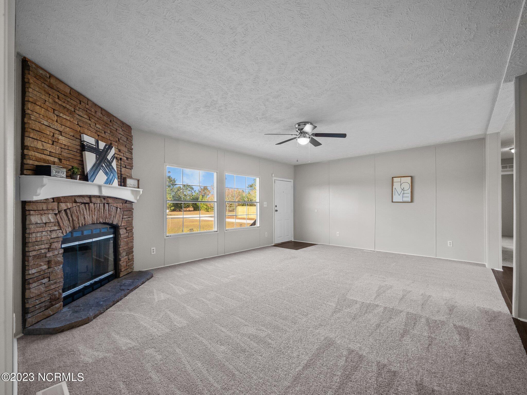 135 Reedy Lane