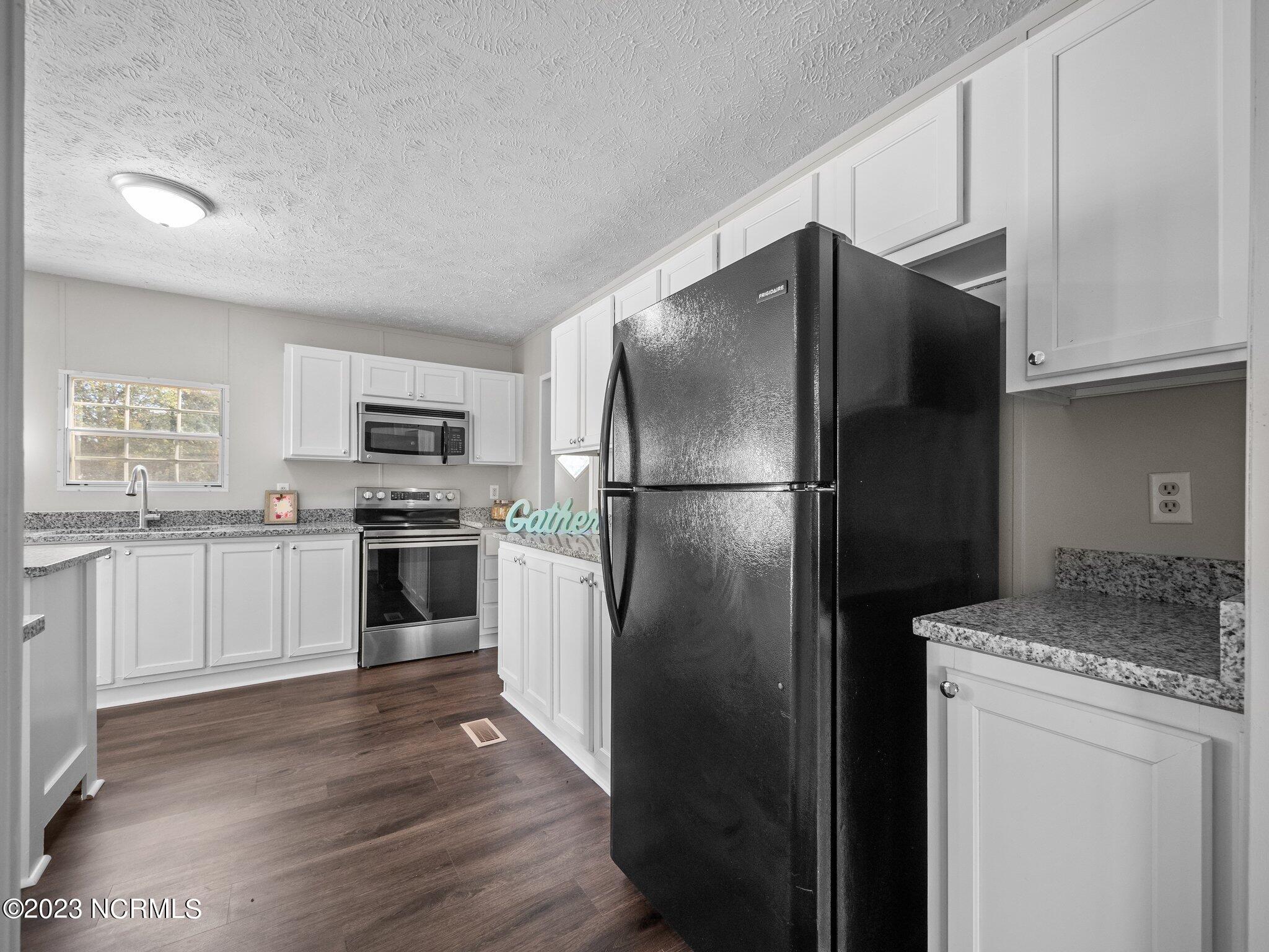 135 Reedy Lane