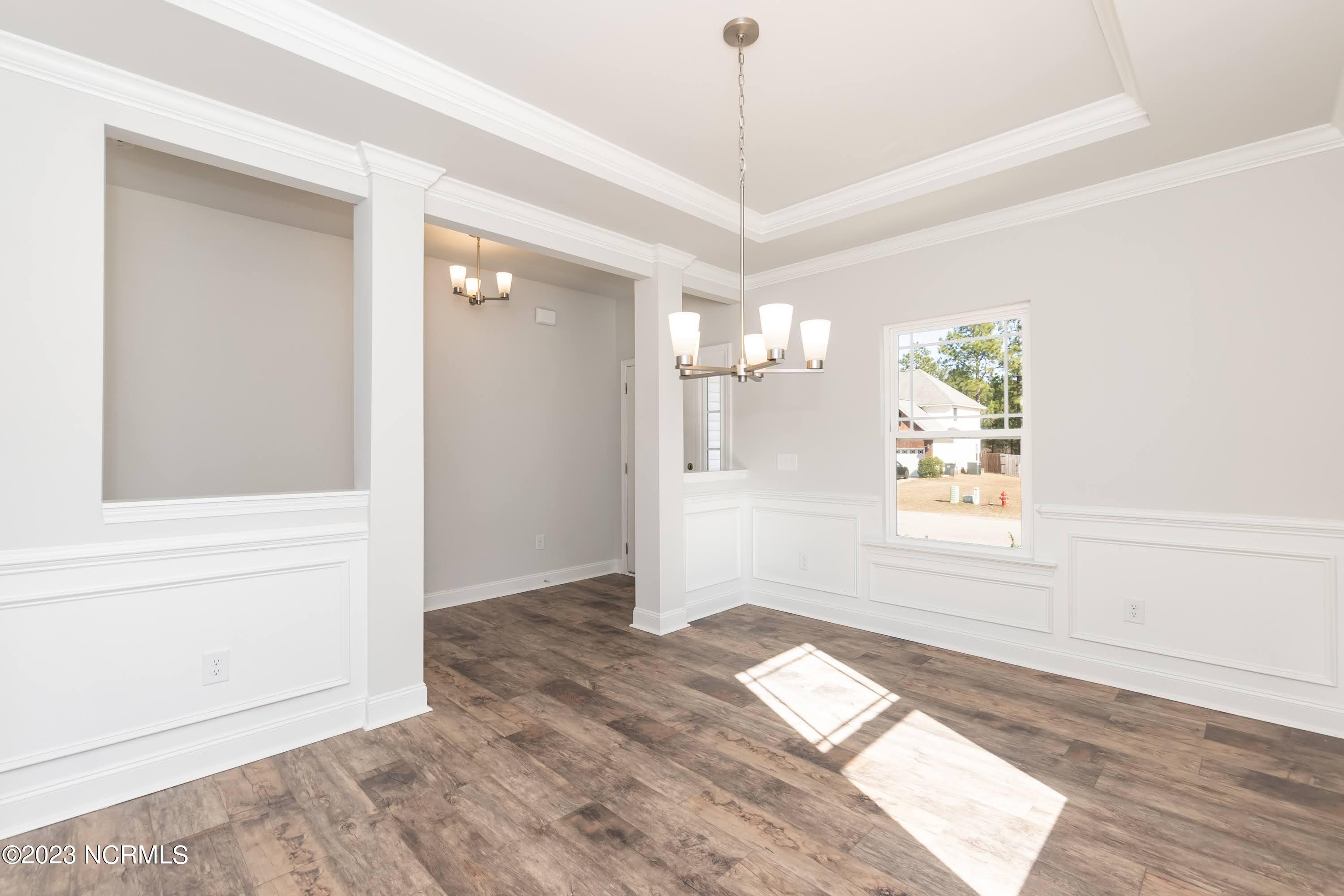 913 Eakins Lane
