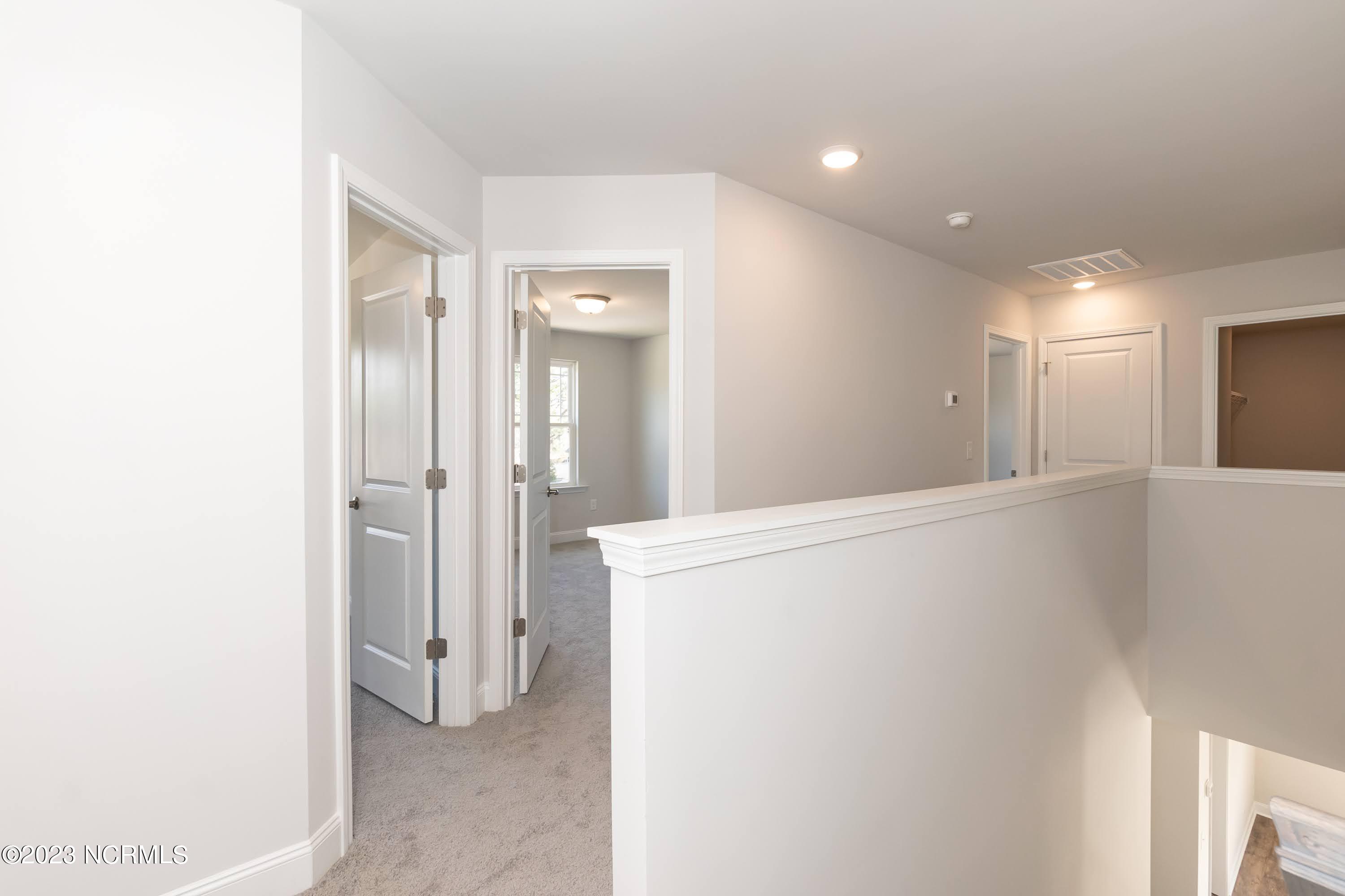913 Eakins Lane