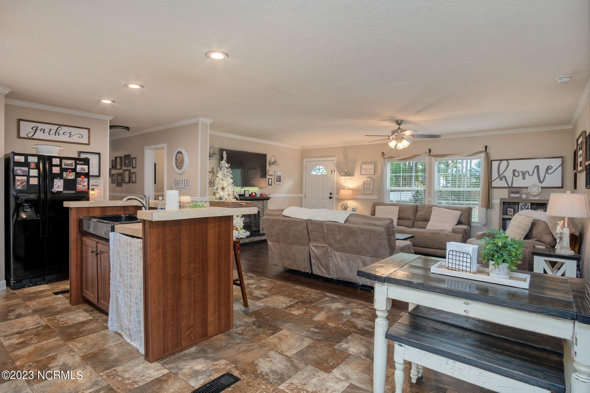 1246 Highway 172