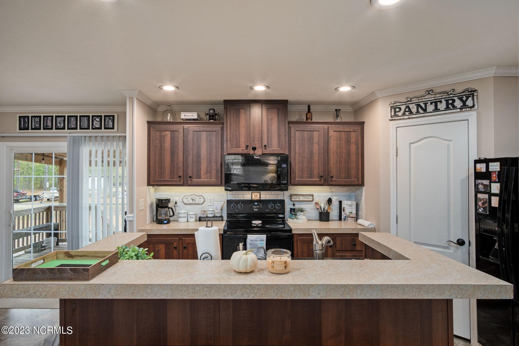 1246 Highway 172