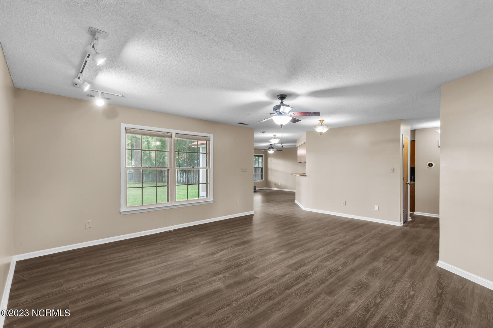 2221 Bridle Trail