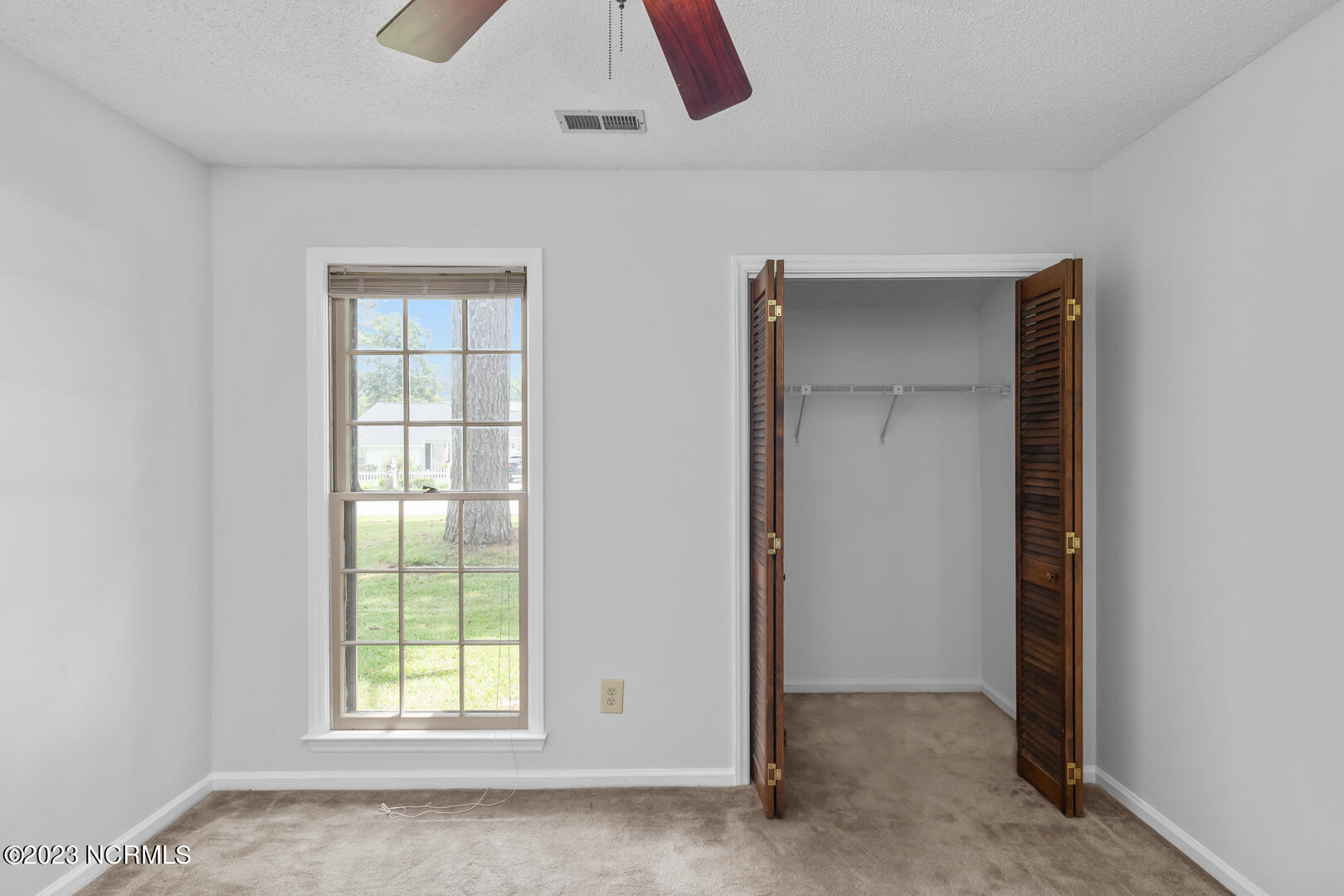 2221 Bridle Trail