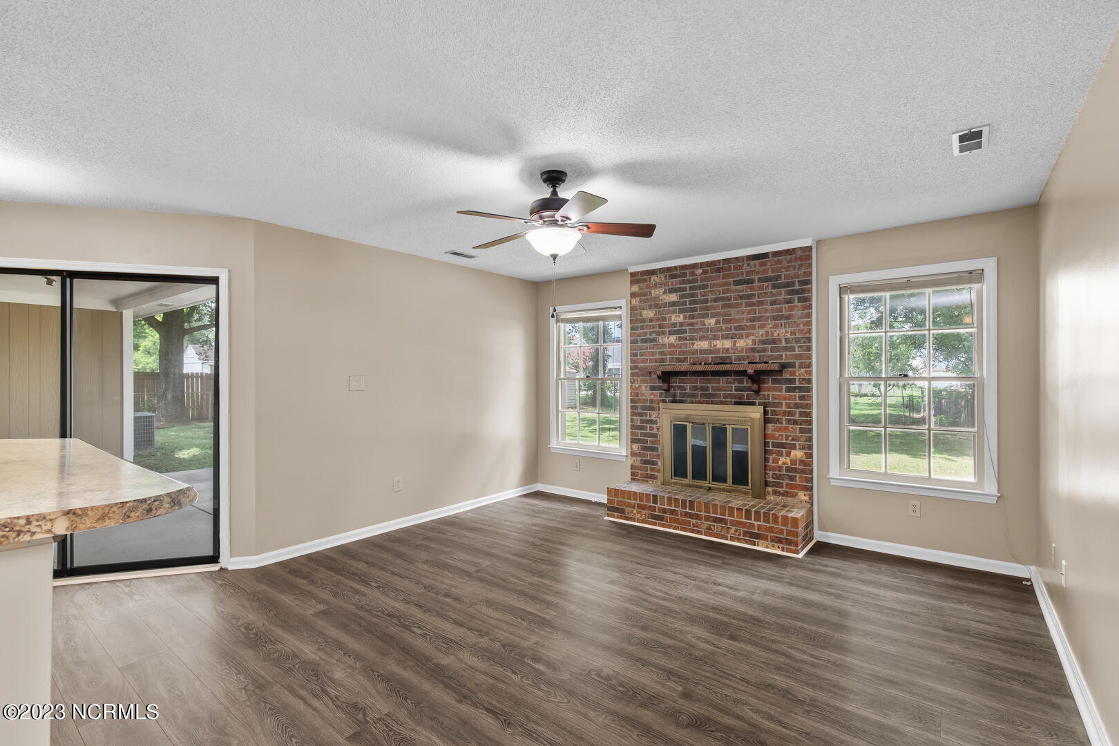 2221 Bridle Trail