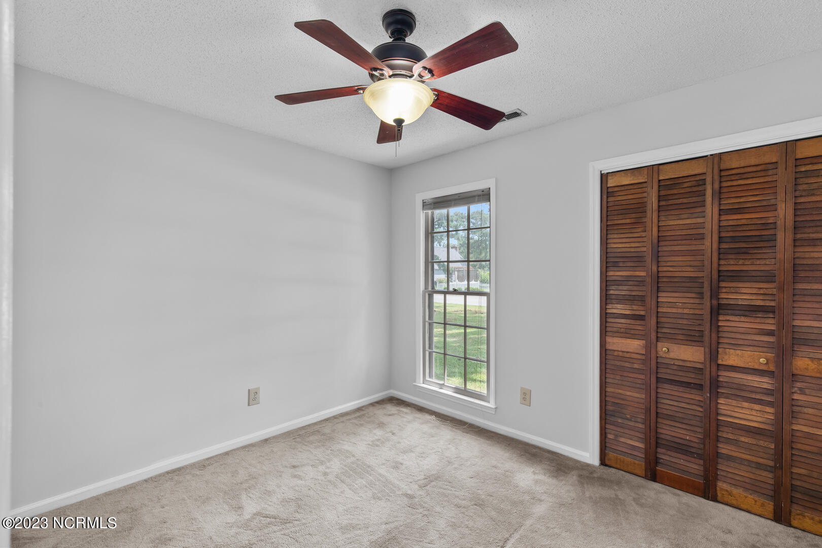2221 Bridle Trail