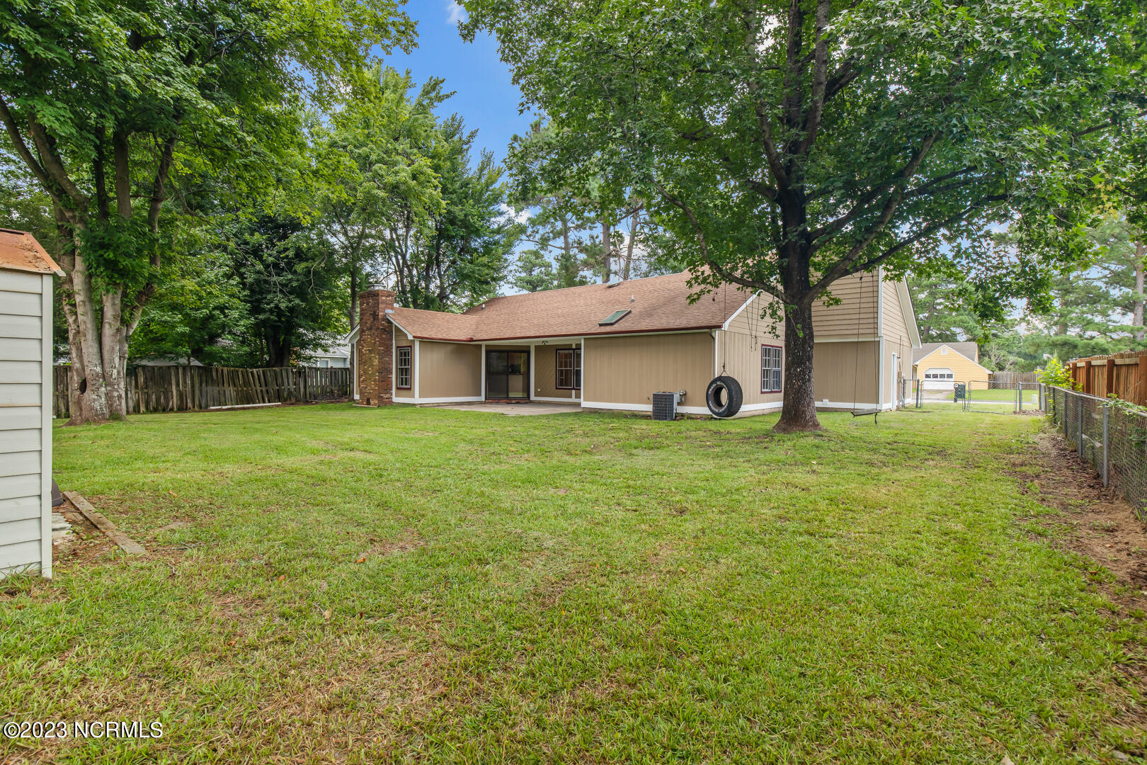 2221 Bridle Trail