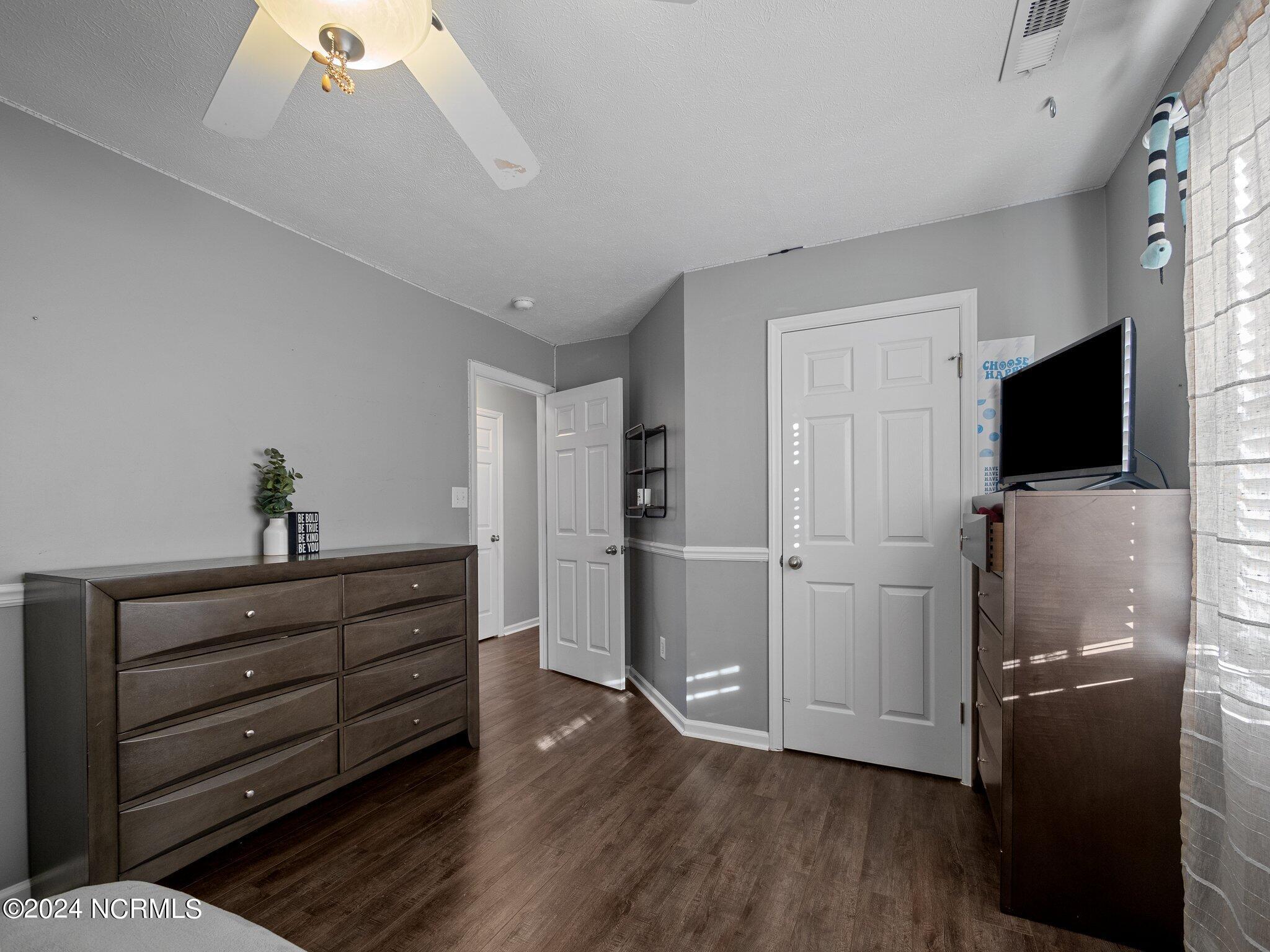 404 Iverleigh Lane