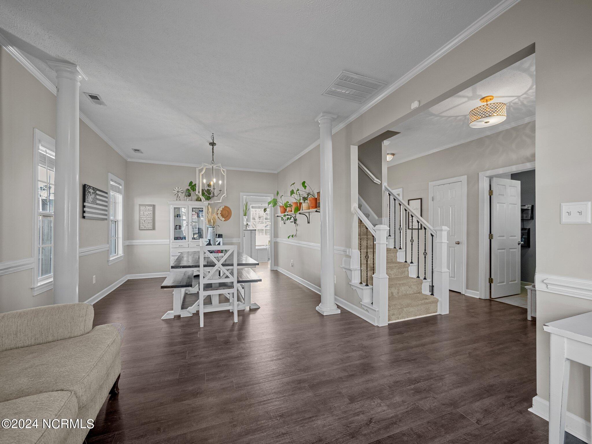 404 Iverleigh Lane
