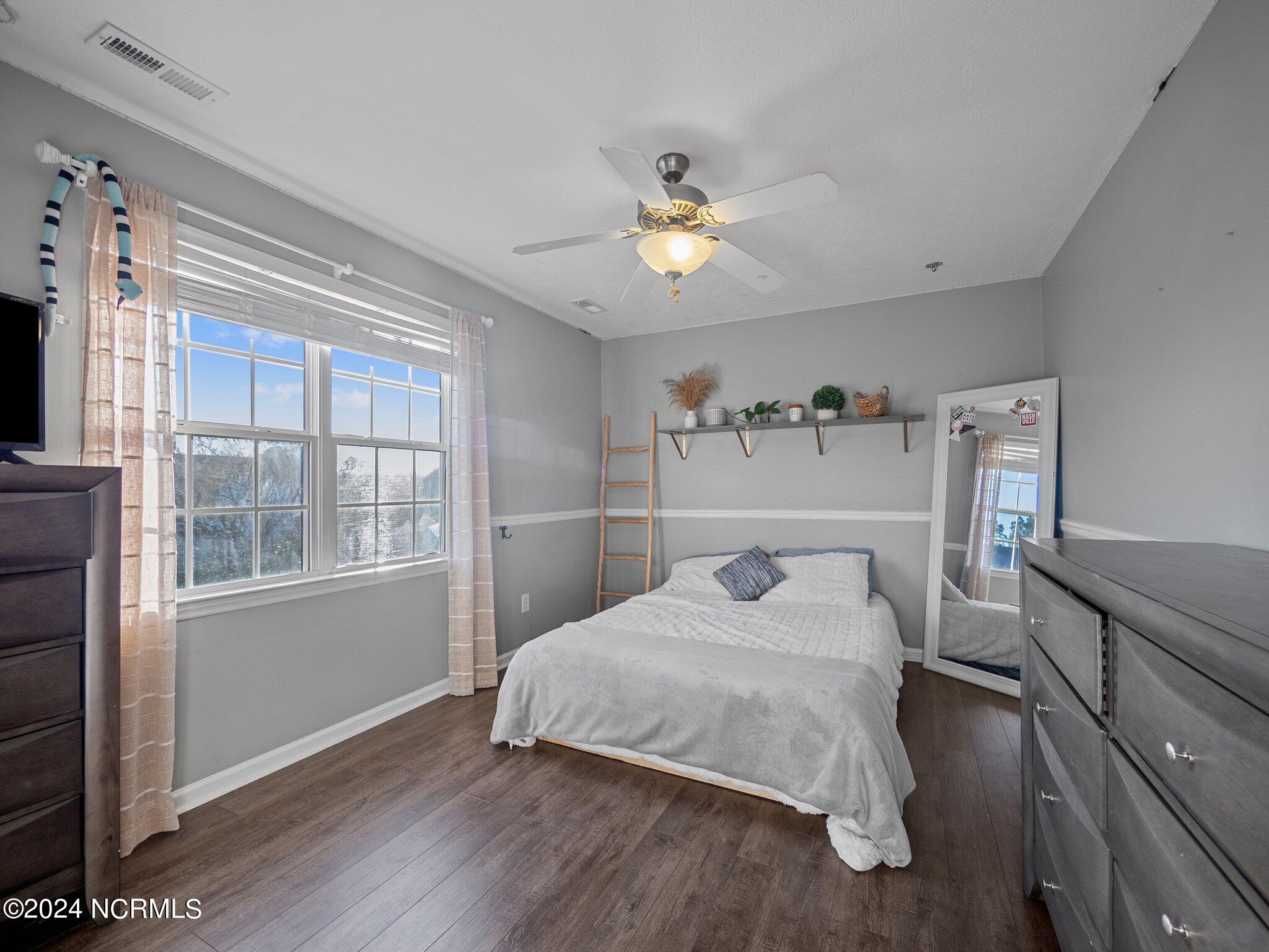 404 Iverleigh Lane