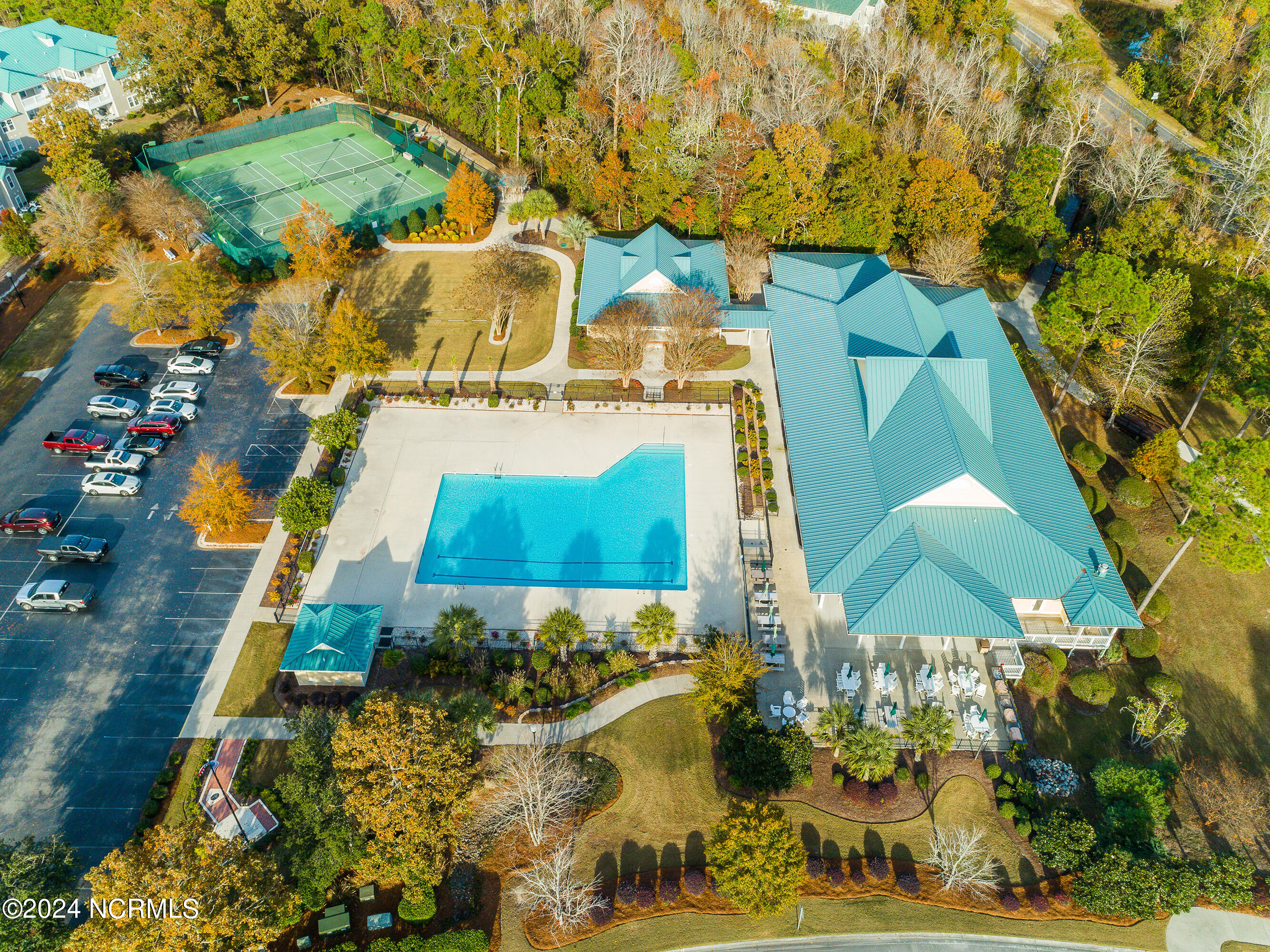 1620 Goley Hewett Road SE, Unit 406