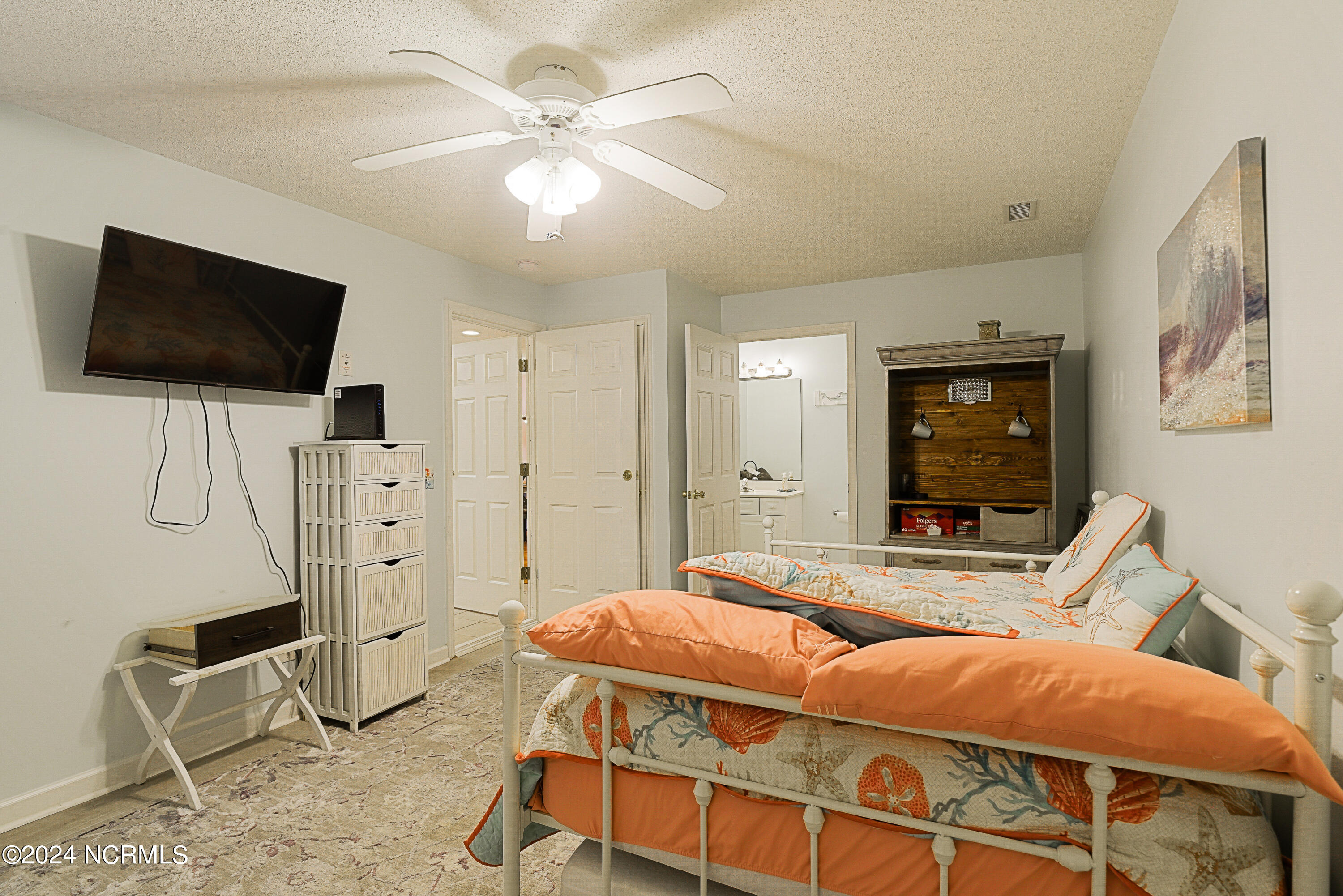 1620 Goley Hewett Road SE, Unit 406