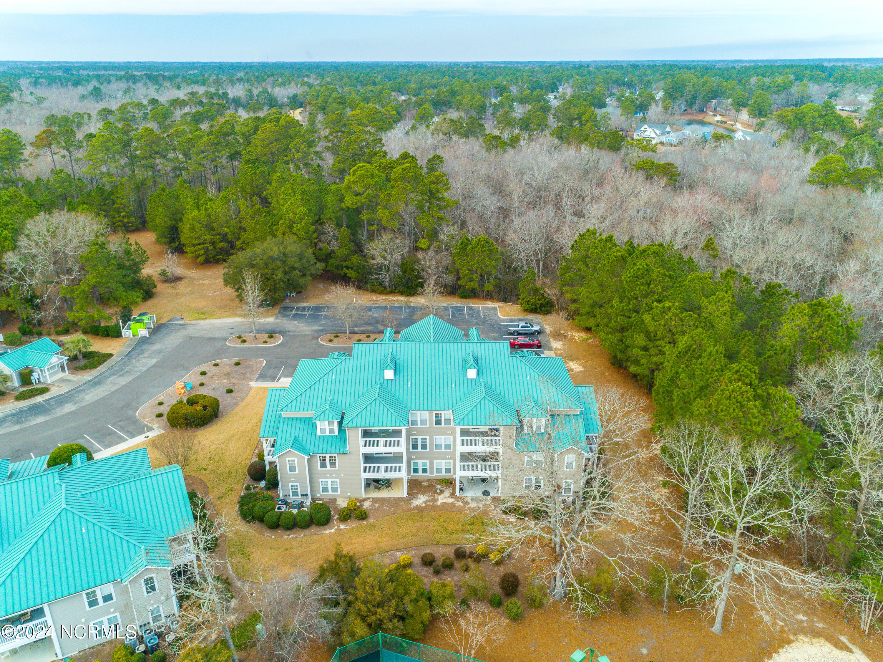 1620 Goley Hewett Road SE, Unit 406