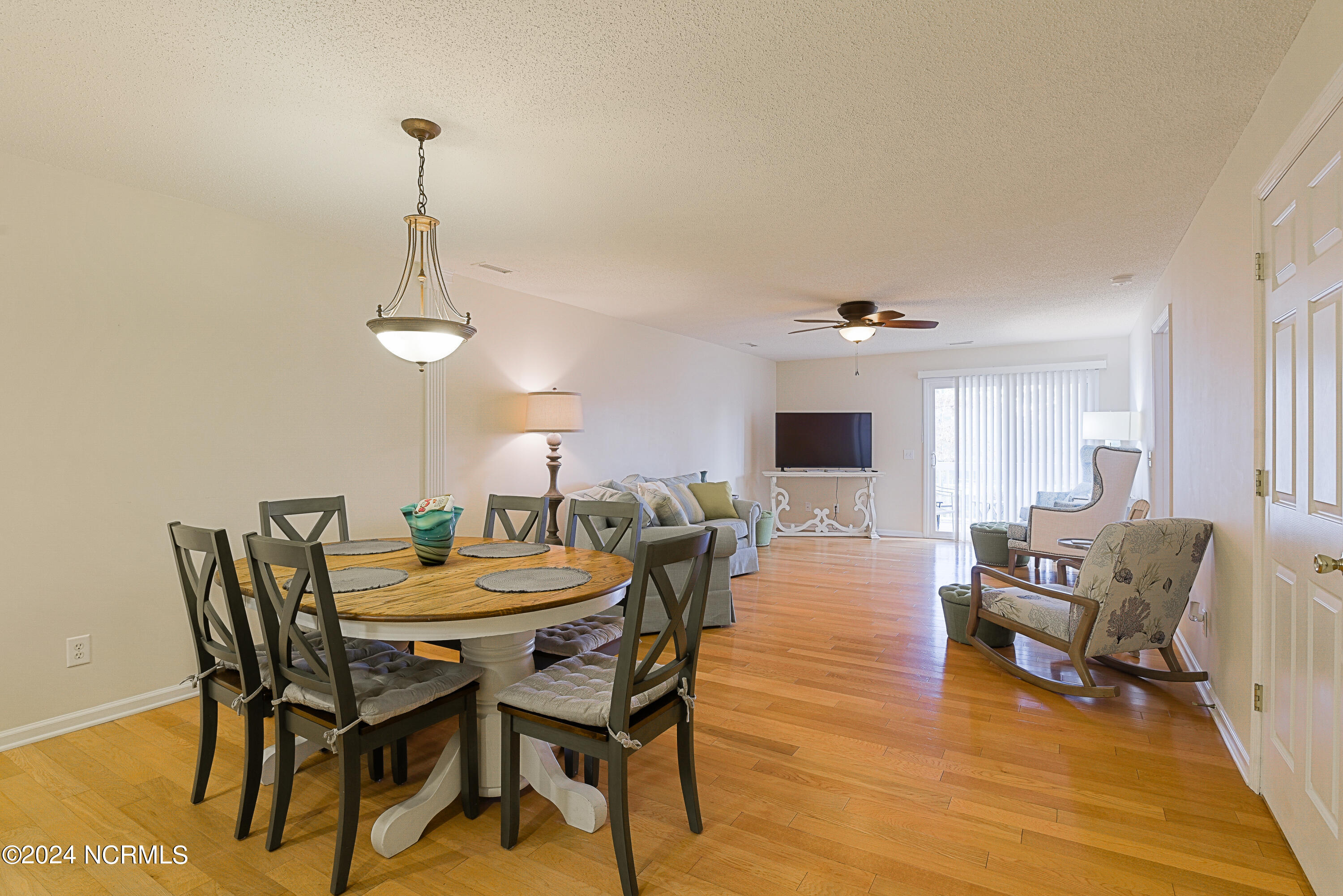 1620 Goley Hewett Road SE, Unit 406