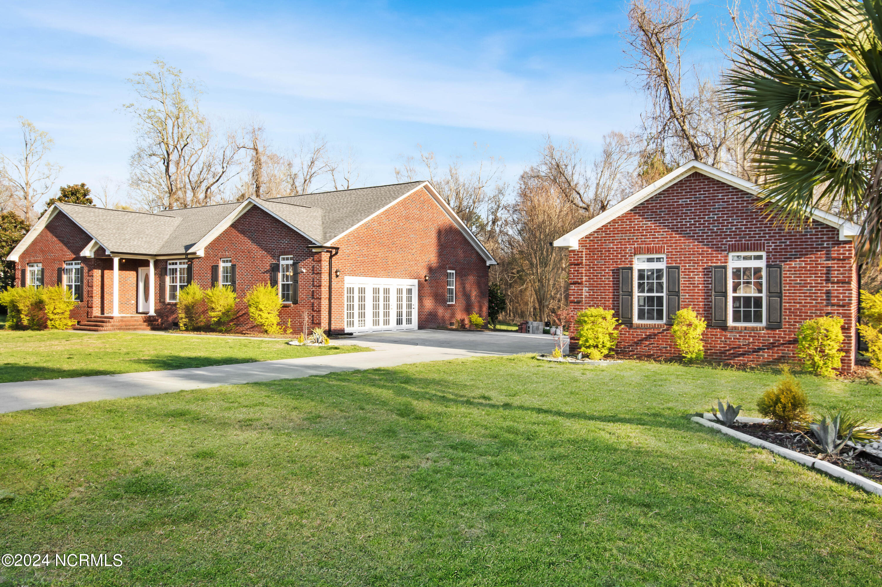 272 Country Squire Lane