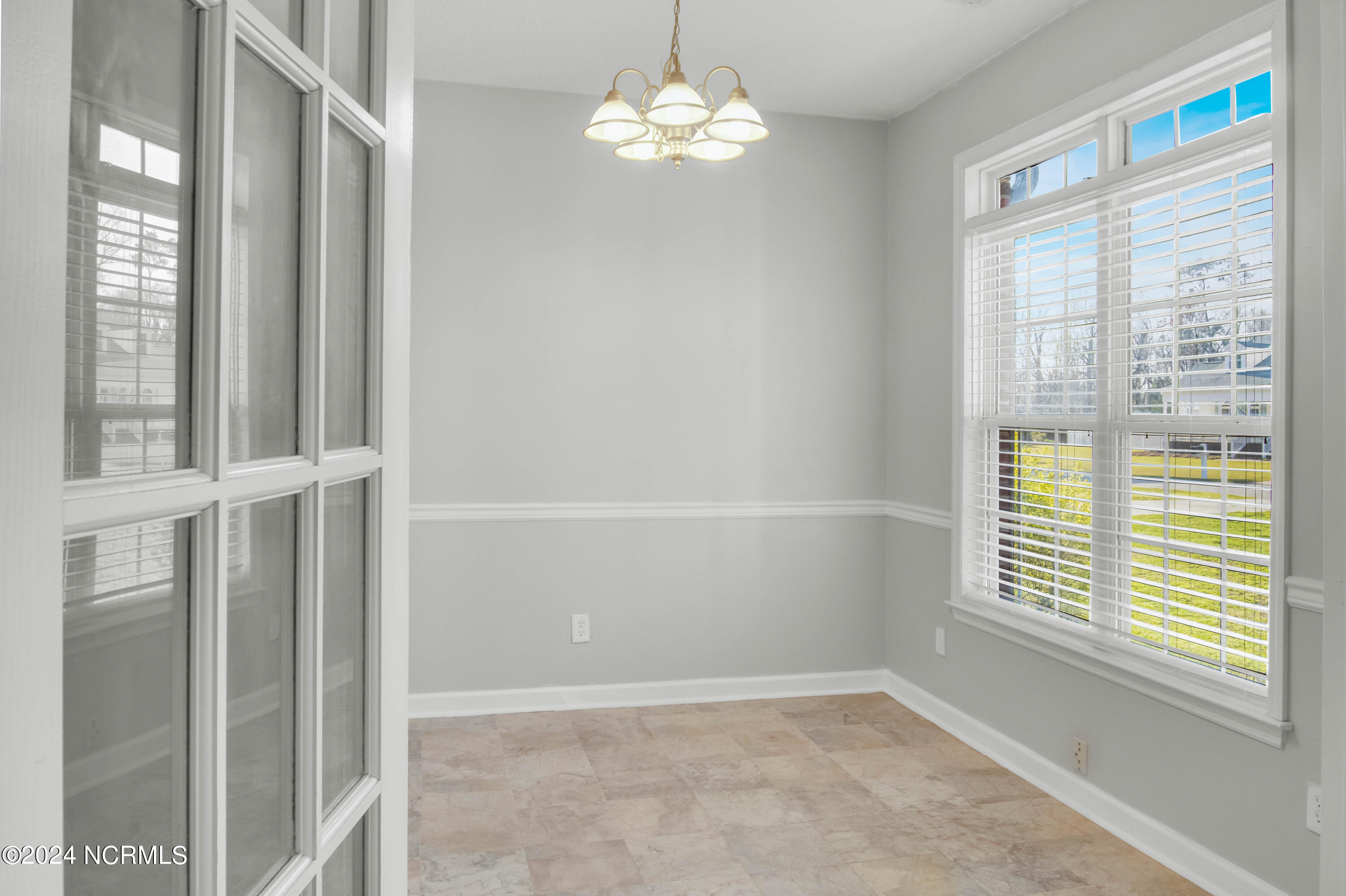 272 Country Squire Lane