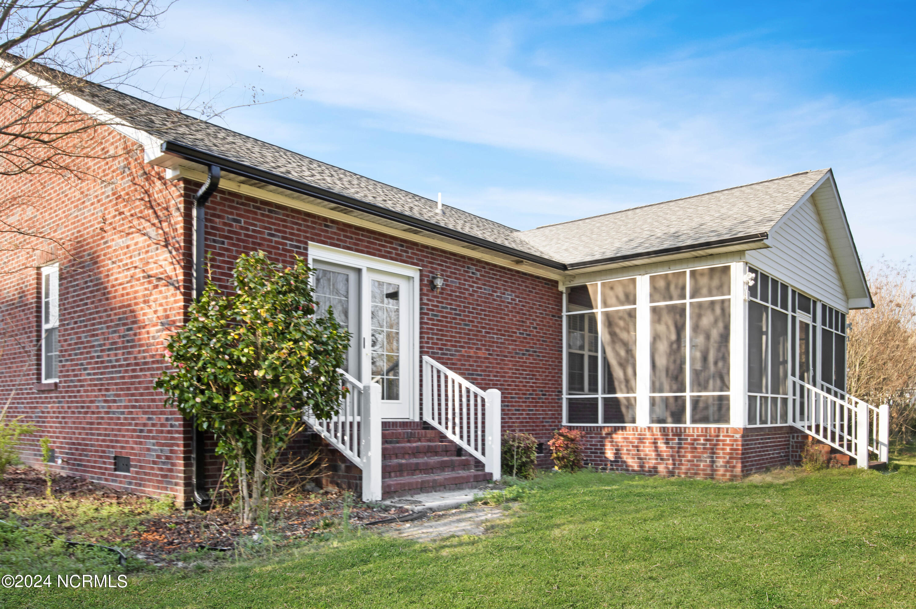 272 Country Squire Lane