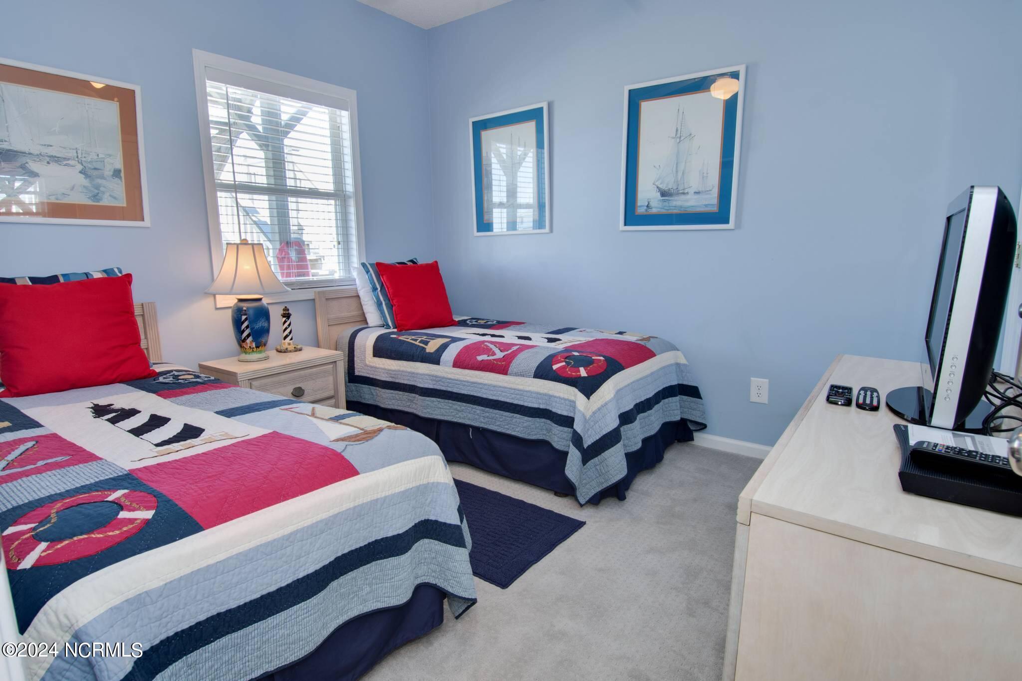 2803 Pier Pointe Drive, 2b2