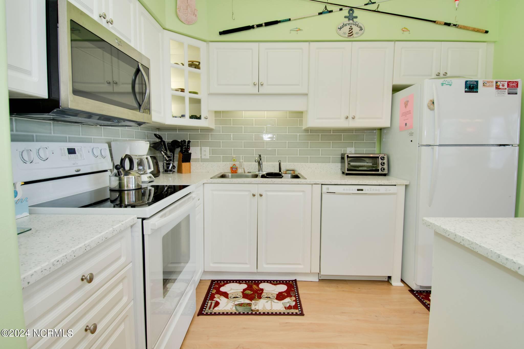 2803 Pier Pointe Drive, 2b2