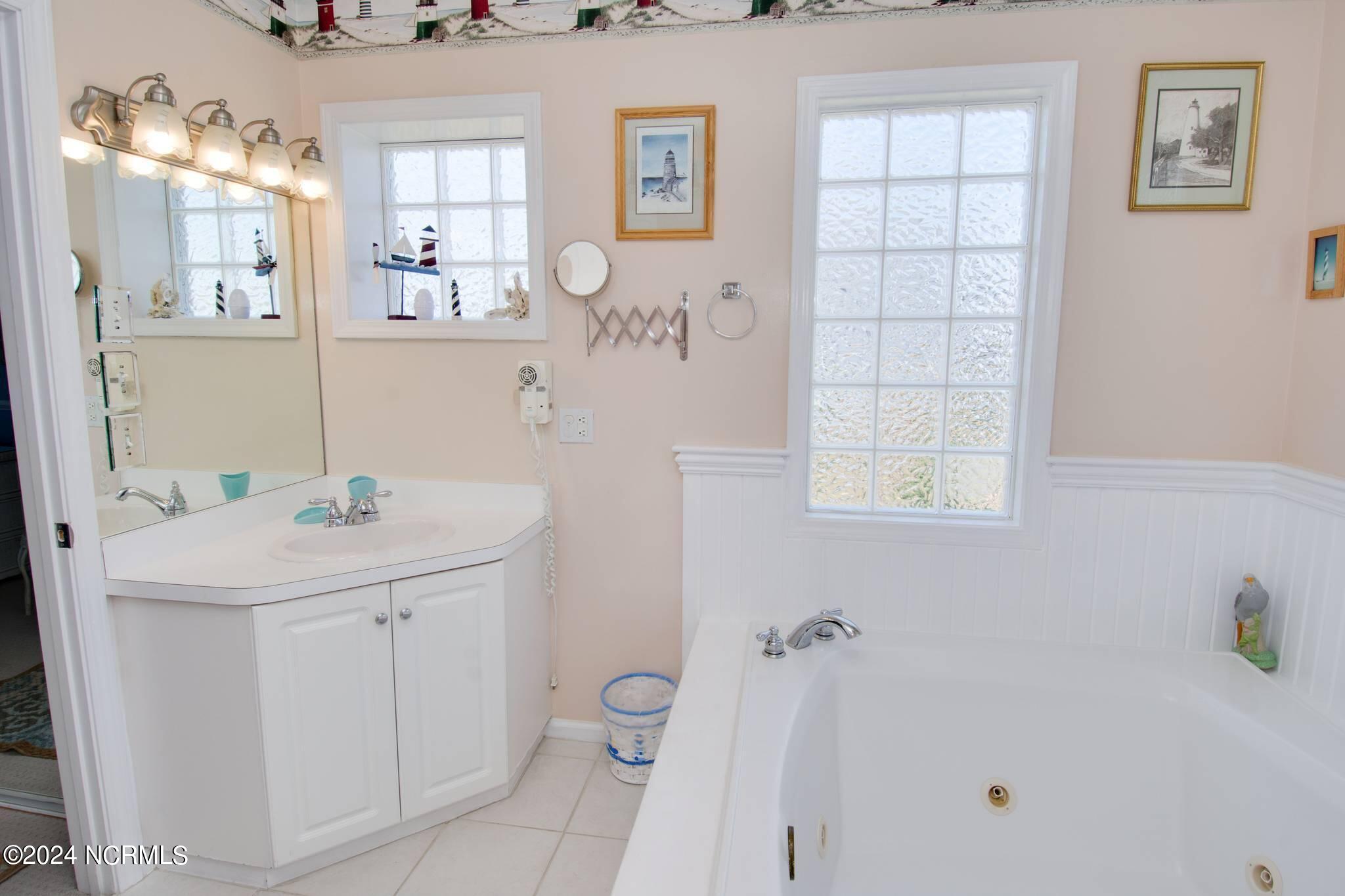 2803 Pier Pointe Drive, 2b2