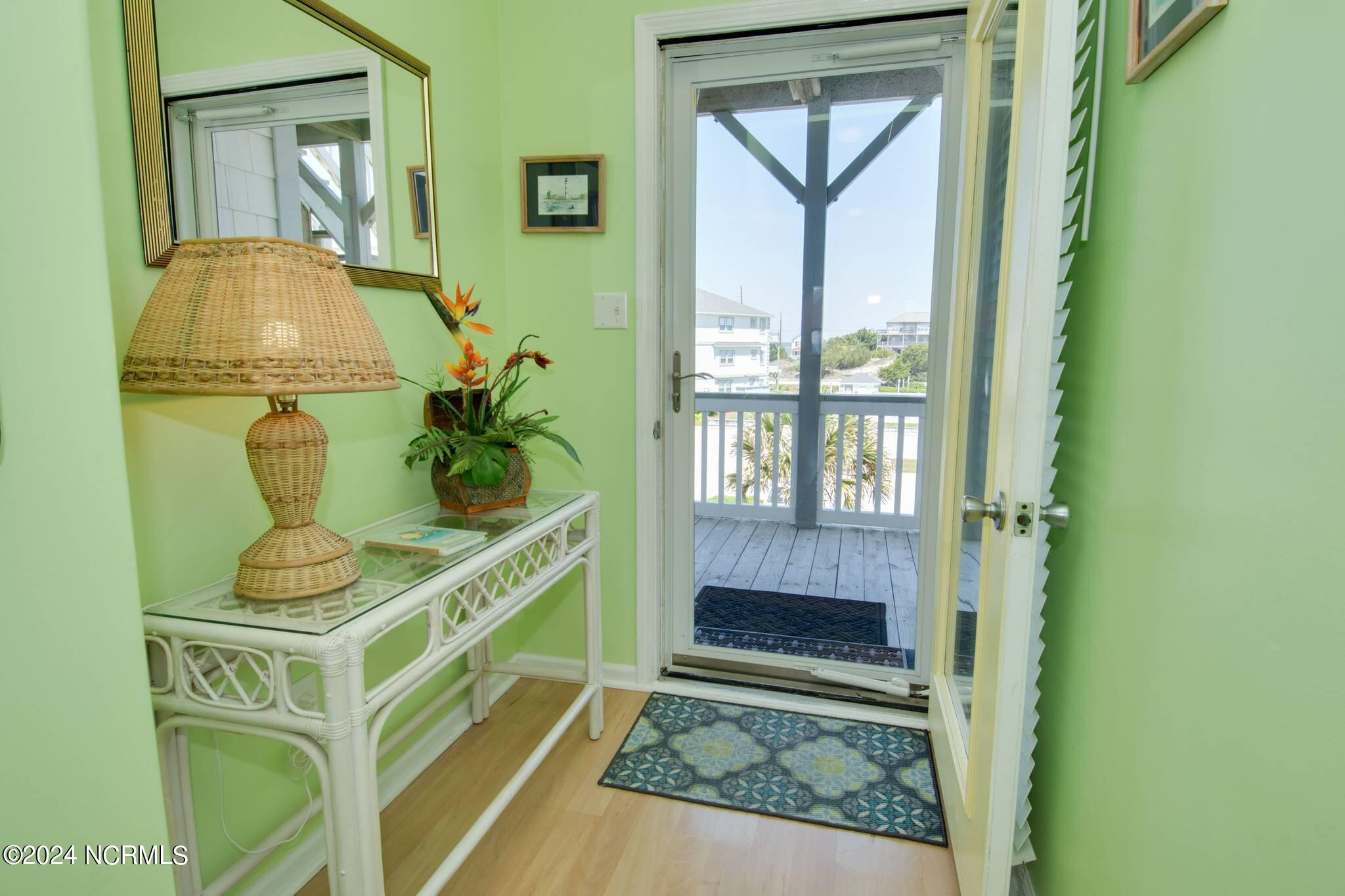 2803 Pier Pointe Drive, 2b2