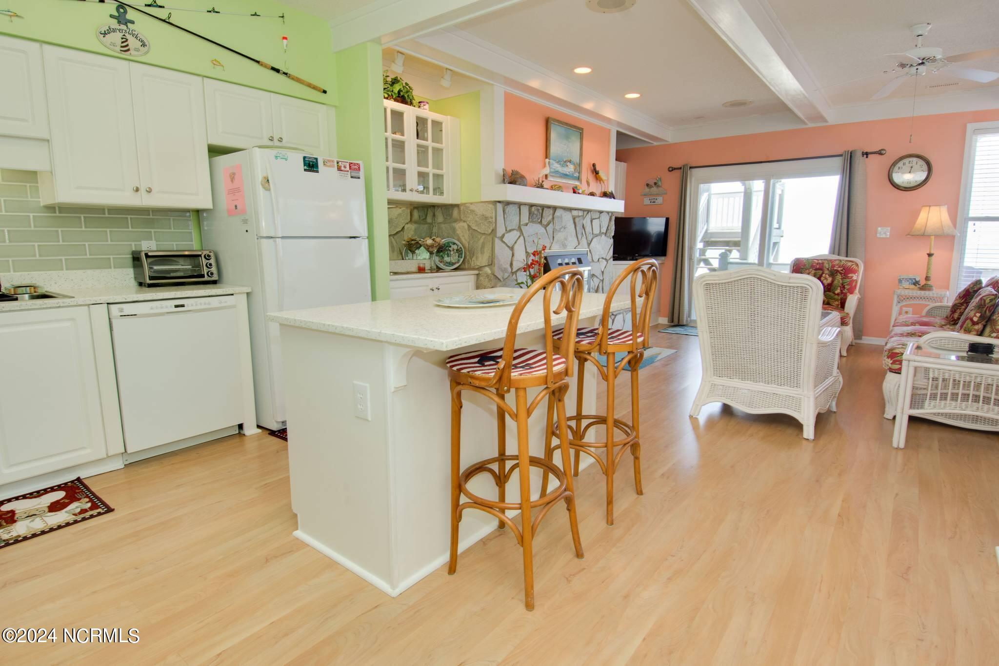 2803 Pier Pointe Drive, 2b2